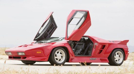 Vector W8 uit 1992