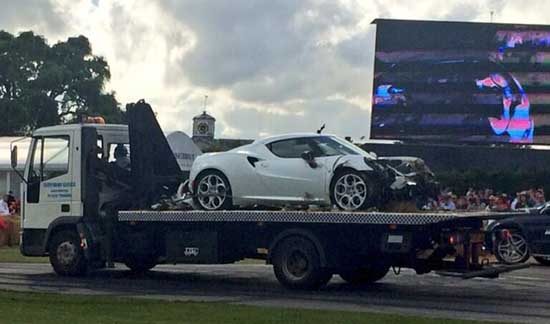 Alfa Romeo 4c gecrasht op Goodwood 2014