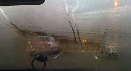 Beslagen ruiten in auto
