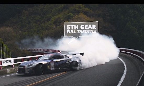 Nissan GT-R doet een zieke hillclimb in Japan (en meer)