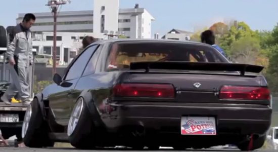 Slammed Nissan Silvia (S13)