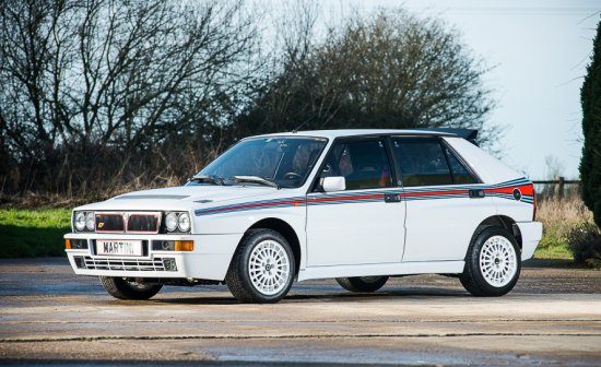 Lancia Delta Integrale Martini 5