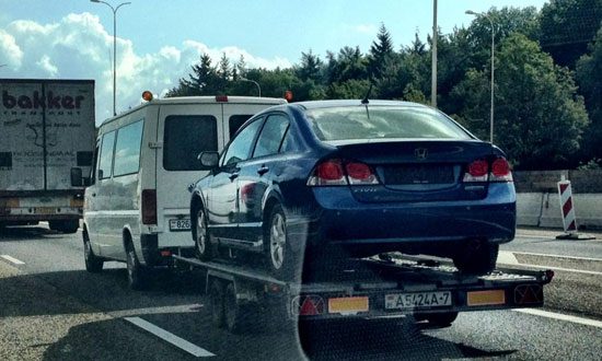Daar gaat weer een Civic Hybrid naar Polen