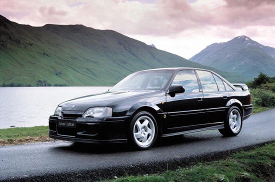 Lotus Carlton