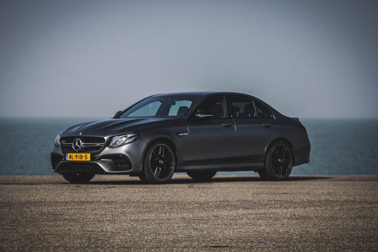Mercedes-AMG e 63S