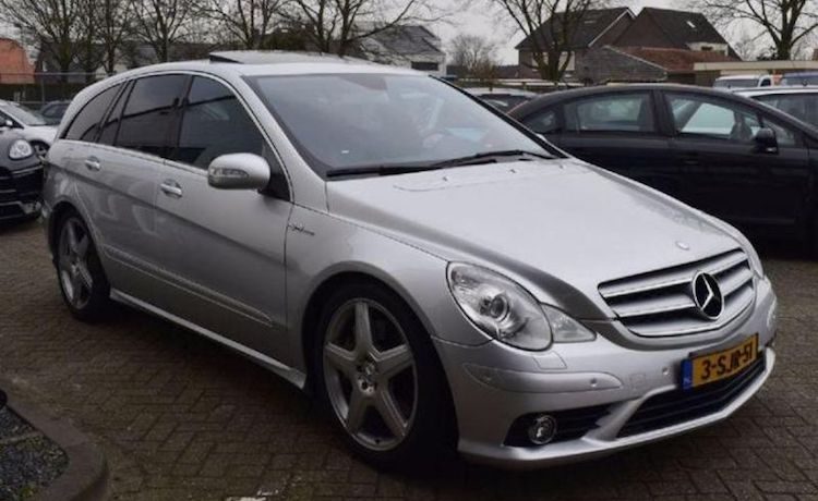 Mercedes R63 AMG
