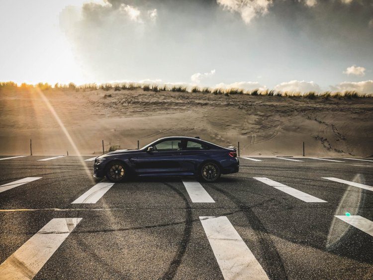 BMW M4 CS