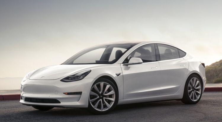 De fittie tussen Tesla en Consumer Reports gaat dóór