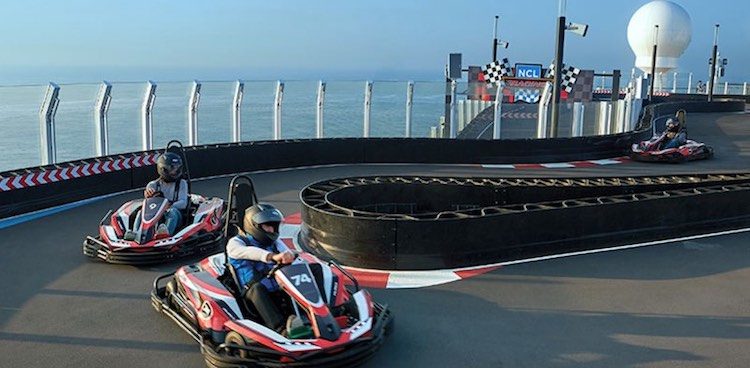 Dit cruiseschip heeft een kartbaan van 2 verdiepingen