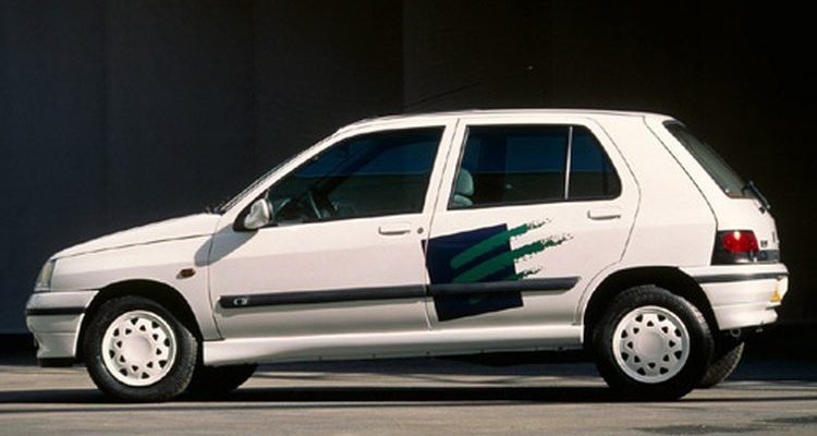 Renault Clio Electrique met laadsnoer