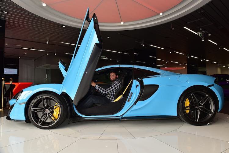 Jan Modaal wint per toeval 570S Spider
