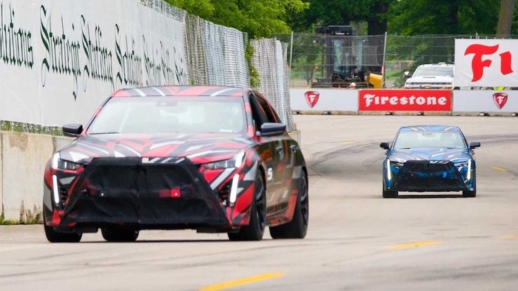 Cadillac CT5 V-Series & CT4 V-Series '19