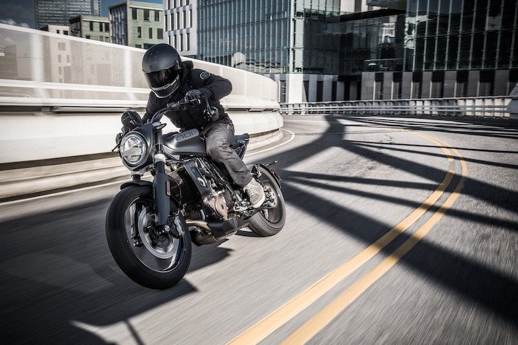 husqvarna-svartpilen-701