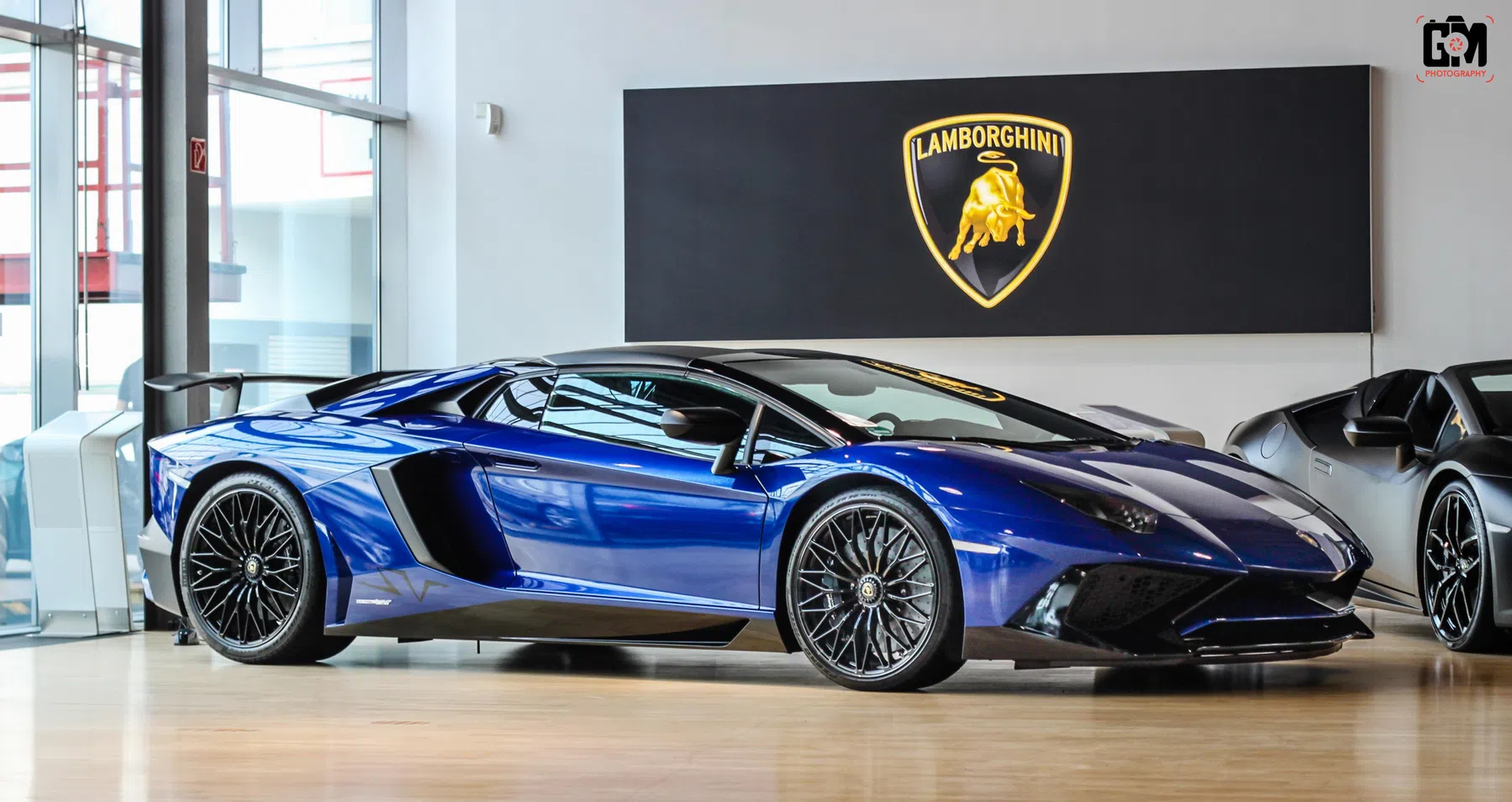 aj-220656-lamborghini-