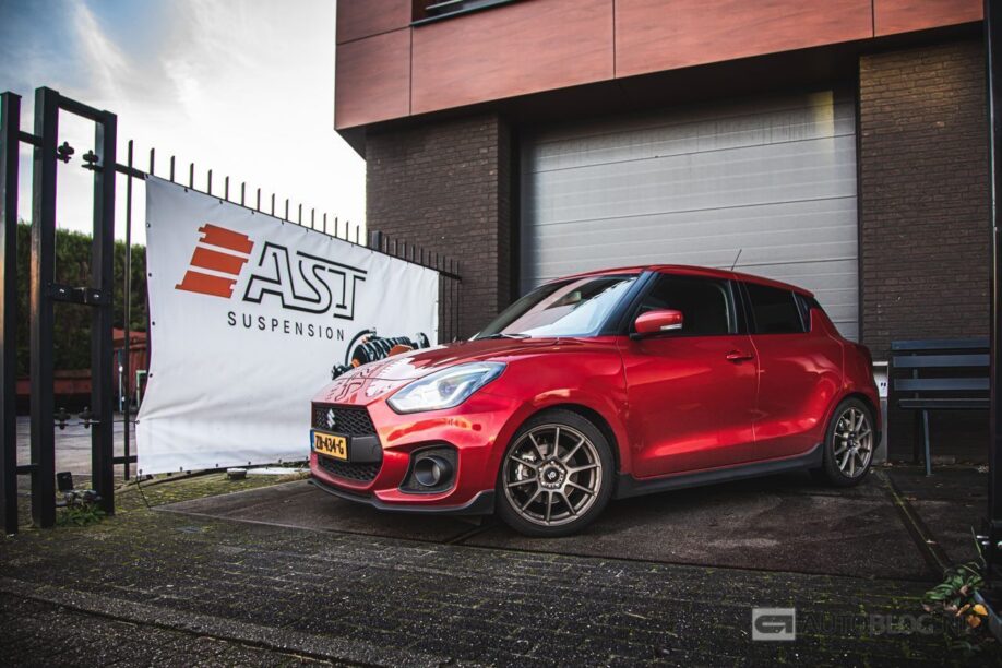 Suzuki Swift Sport onderstel: Autoblog Garage update