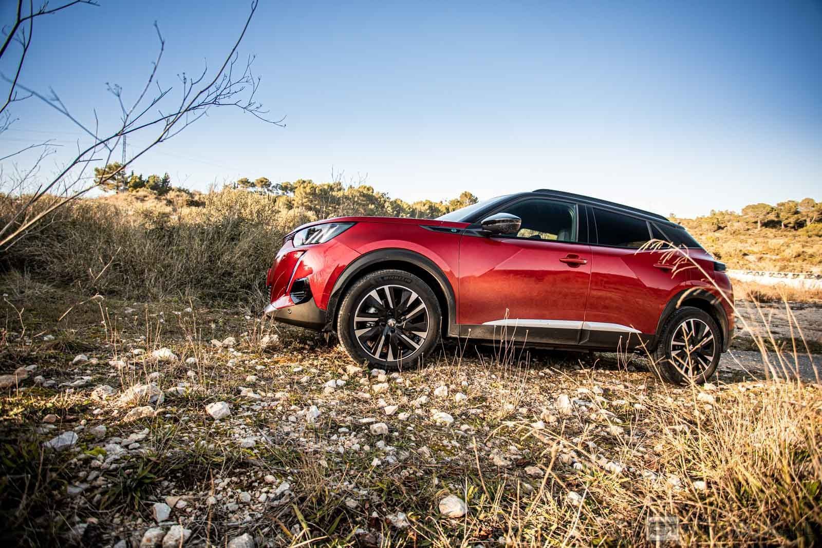 Peugeot e-2008 SUV rijtest