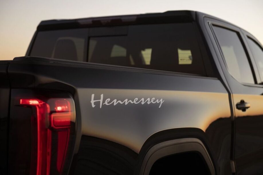 Geen klus is te zwaar voor de Hennessey Goliath 700