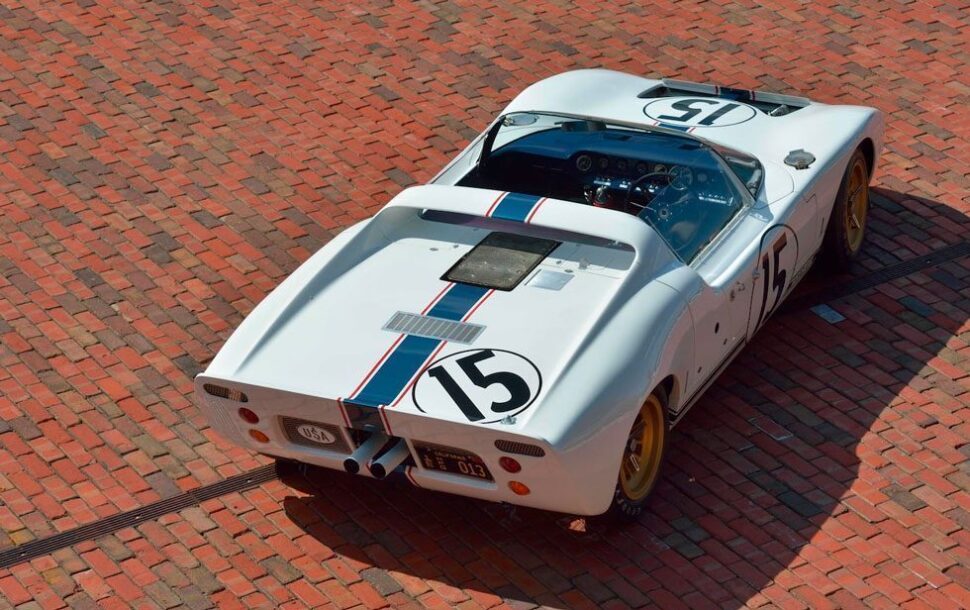 Ford GT40 Roadster Prototype