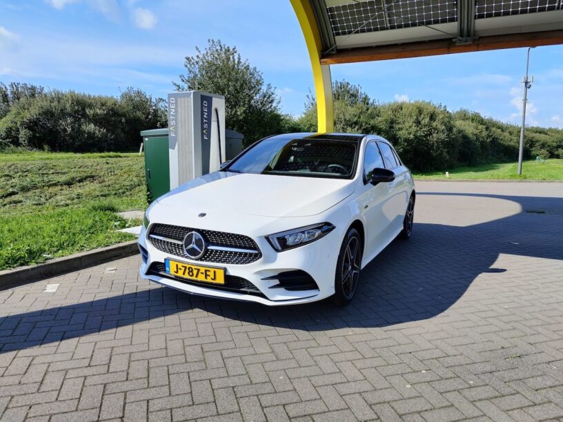 Autoblog Garage - Mercedes A250e introductie