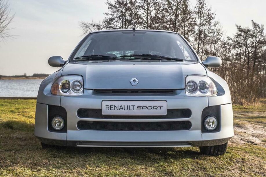 Clio V6 occasion