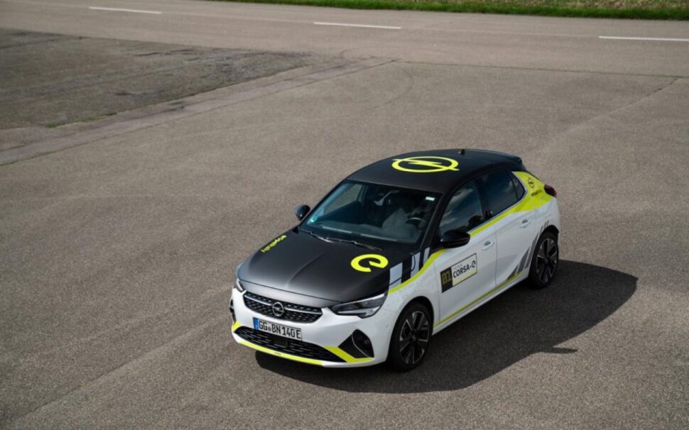 Opel Corsa-e livery