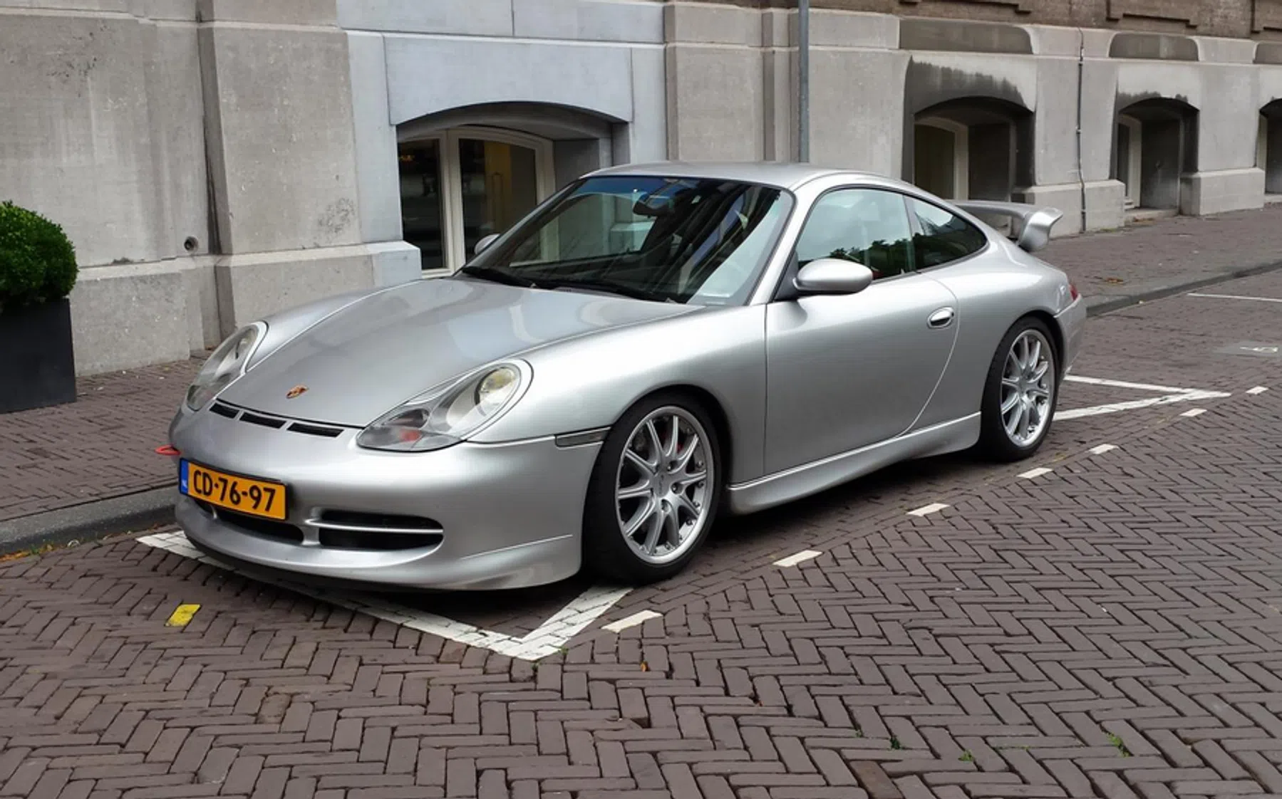 Diplomaat verkeersboetes