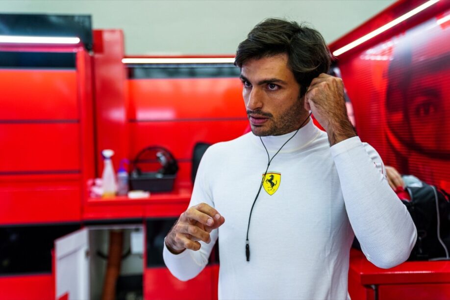 Sainz tekende Ferrari contract
