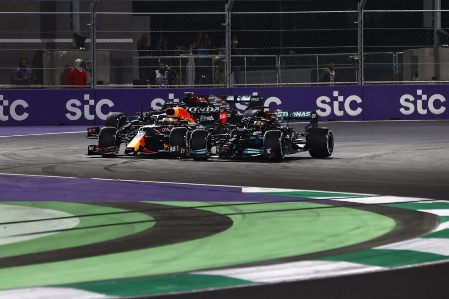 Dit kost het om volgend jaar Formule 1 met Viaplay te kijken (duur!)