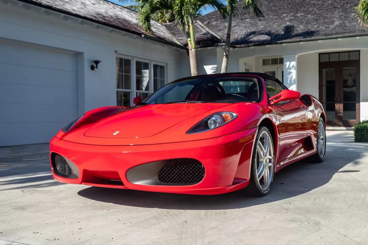 Handgeschakelde Ferrari F430 is nu goud waard
