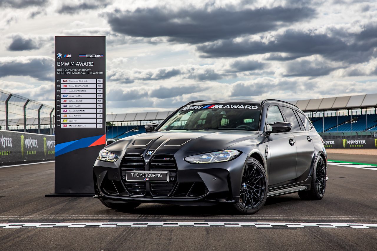 BMW M3 Touring winnen? Stap op de motorfiets!