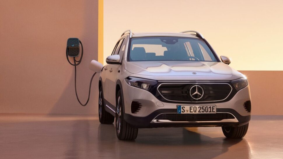 Met de Mercedes-Benz EQB 250+ kom je verder