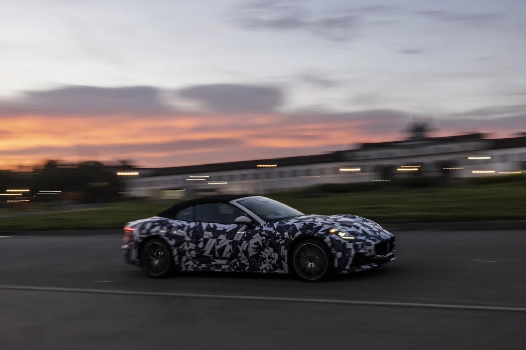 Dit is de nieuwe Maserati GranCabrio