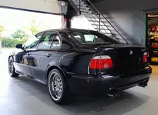 Thumbnail for article: Tiencilinder BMW M5 is niet de M5 die je verwacht