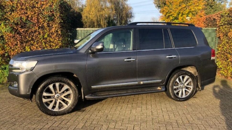 Deze Land Cruiser V8
