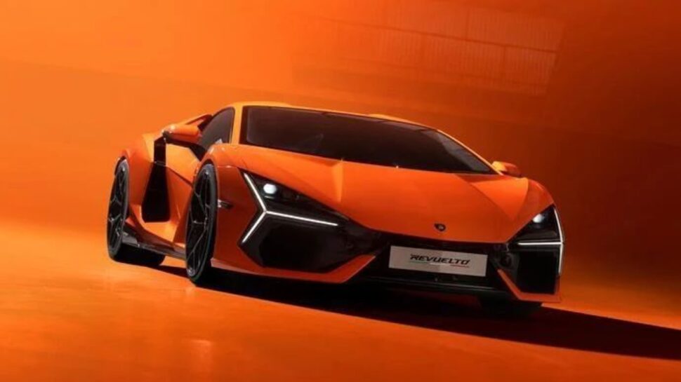Lamborghini Revuelto gelekt