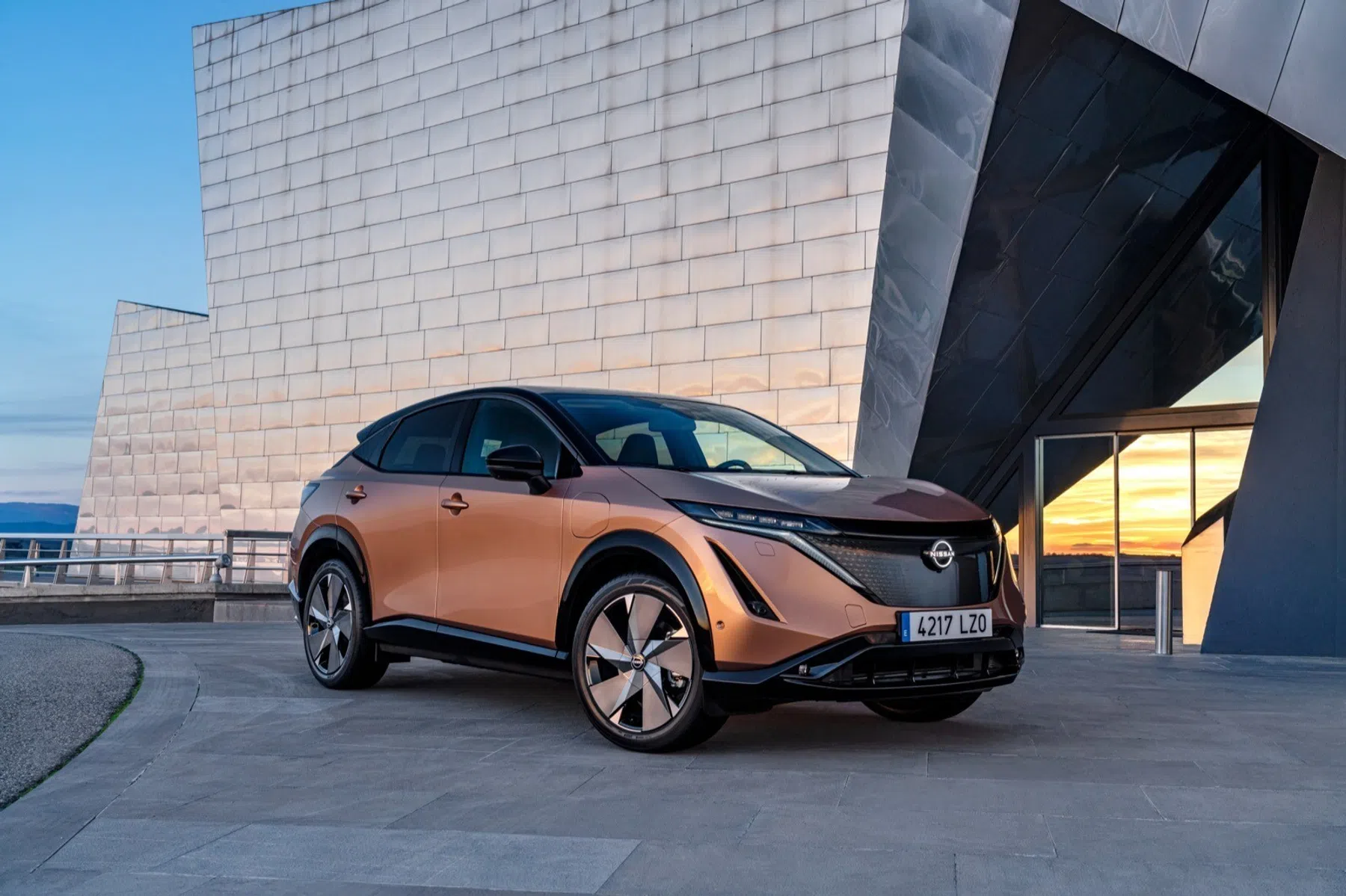 Nissan doet Tesla na