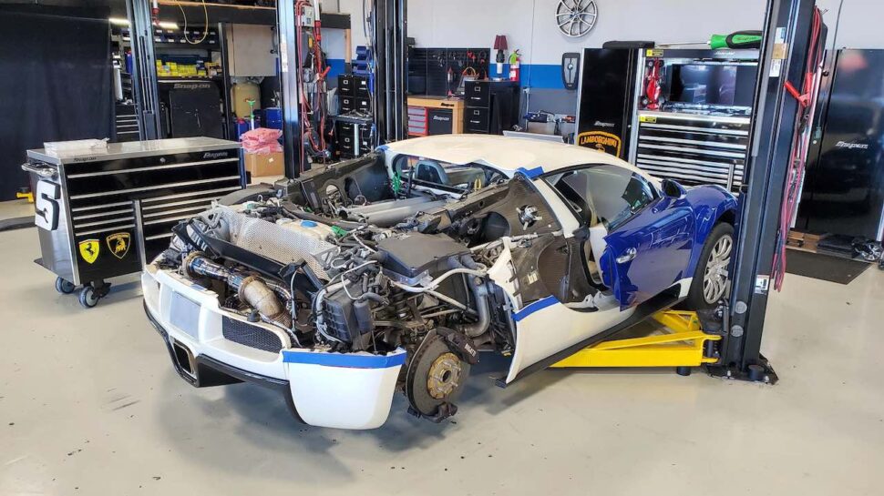 Bougies vervangen op een Bugatti Veyron? Dit kost het!