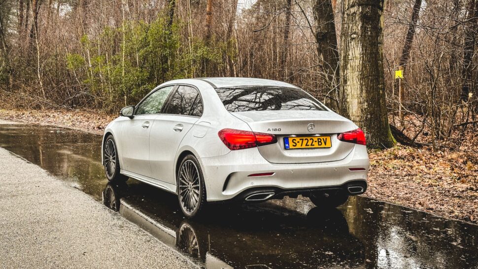 Mercedes-Benz A180 limousine - rijtest