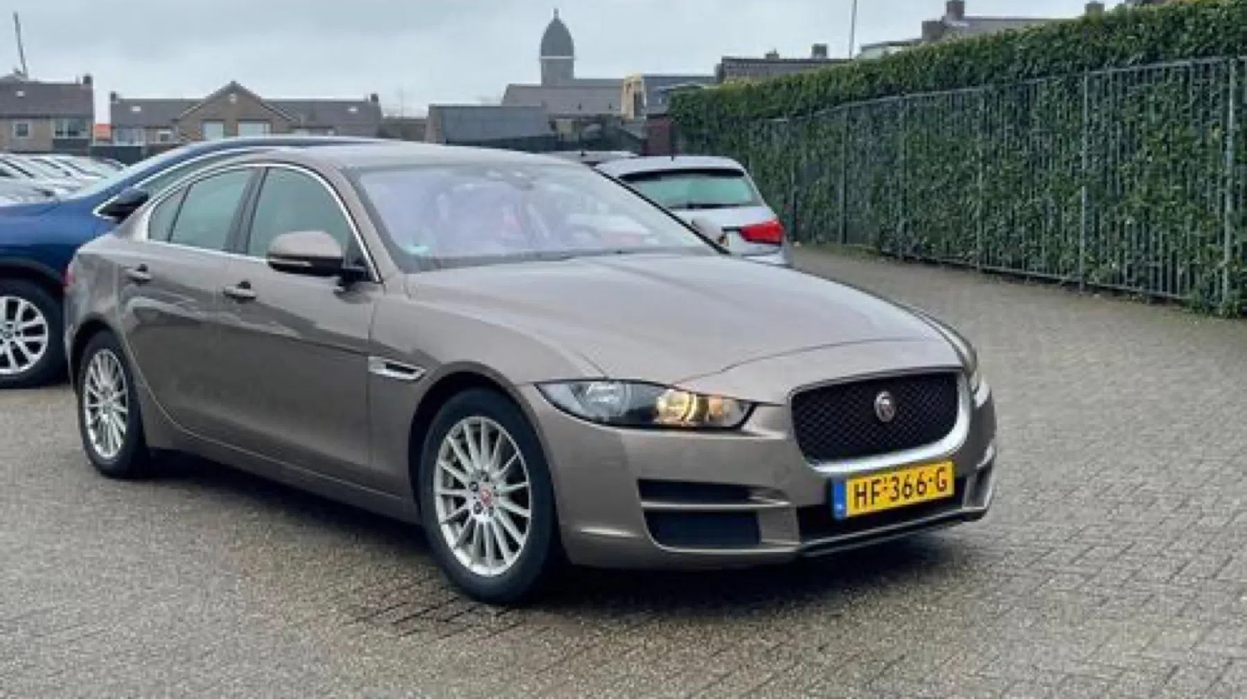 Jaguar XE occasions