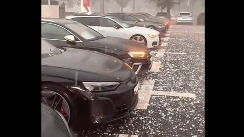 Noodweer Audi Centrum Duitsland