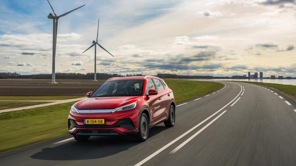 BYD gooit prijzen van alle modellen omlaag