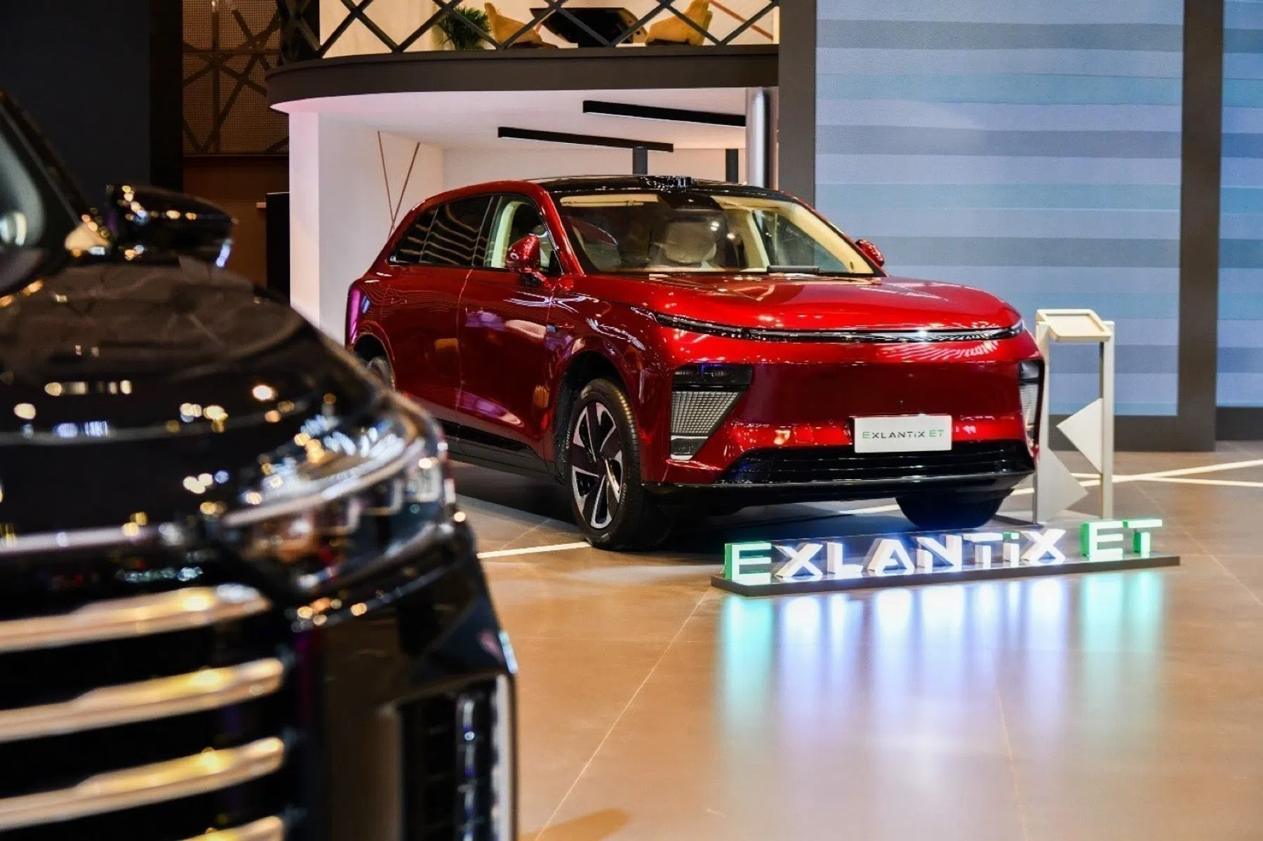 Exlantix