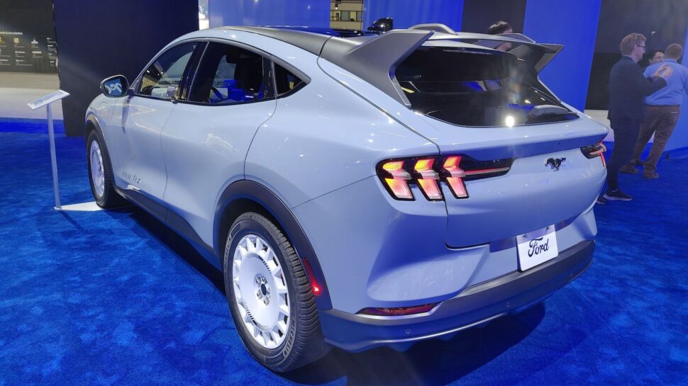 extra ruige Mustang Mach-E
