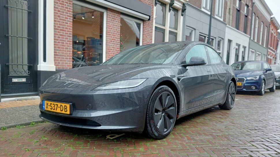 Enorme terugroepactie Tesla heeft lullige reden