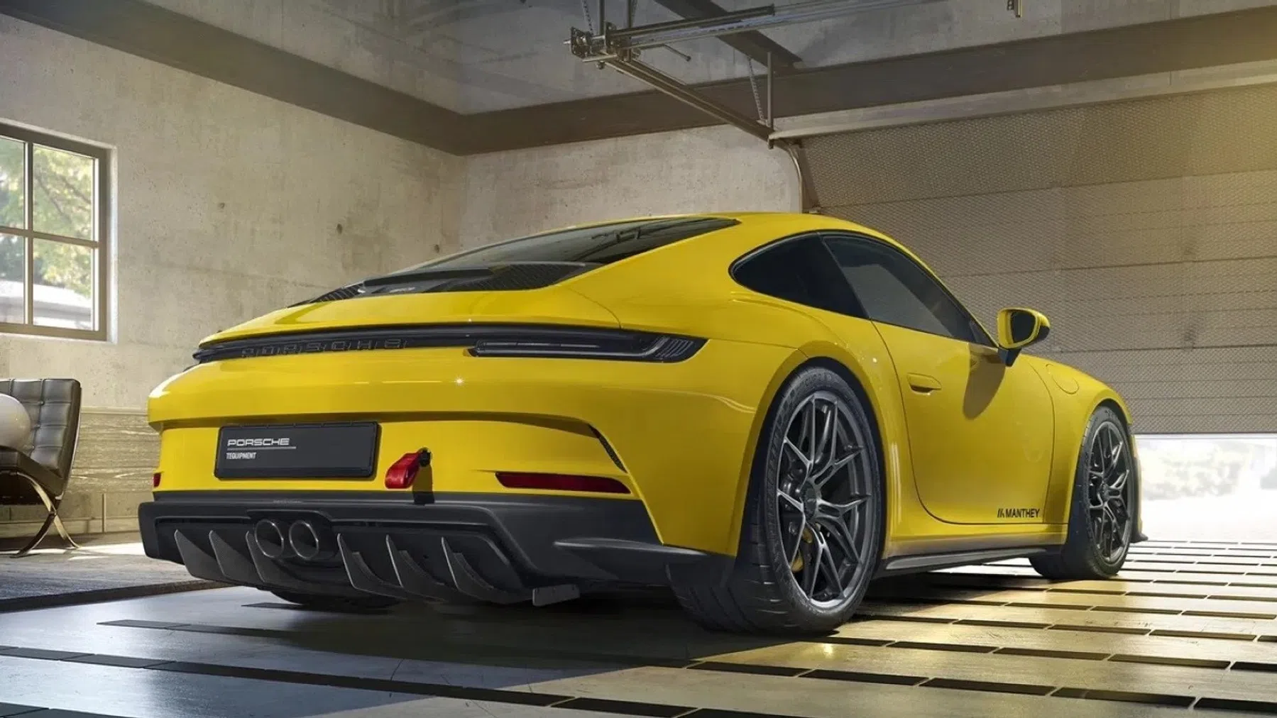 Manthey 911 GT3 Touring