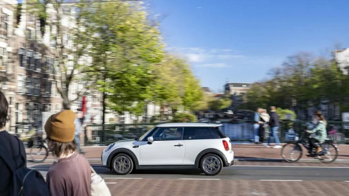 MINI Cooper Benzine Automatisch in Stolwijk kopen