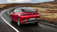Thumbnail for article: VW schrapt ID.5 in Nederland, omdat geen hond er een koopt