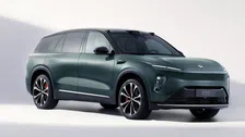 Thumbnail for article: Nio roept bijna een kwart miljoen auto's terug