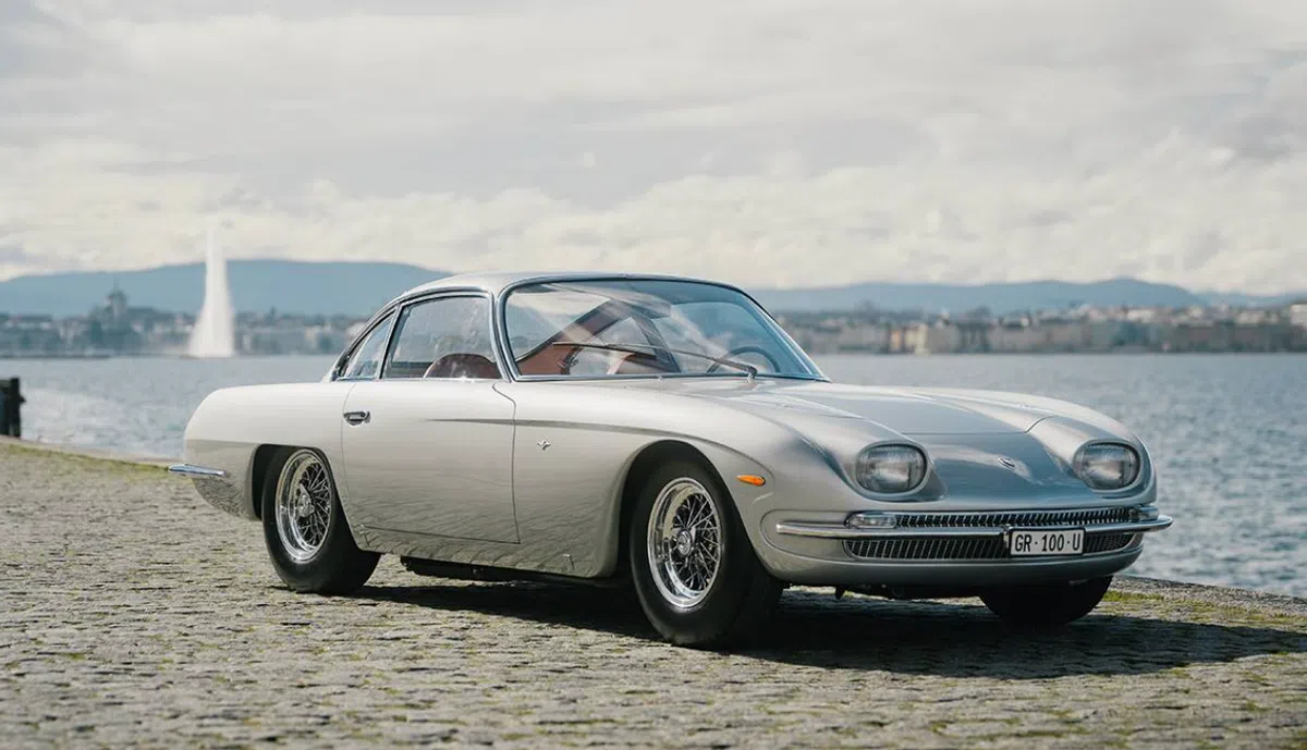 Lamborghini vult gat in lineup met klassieke zet