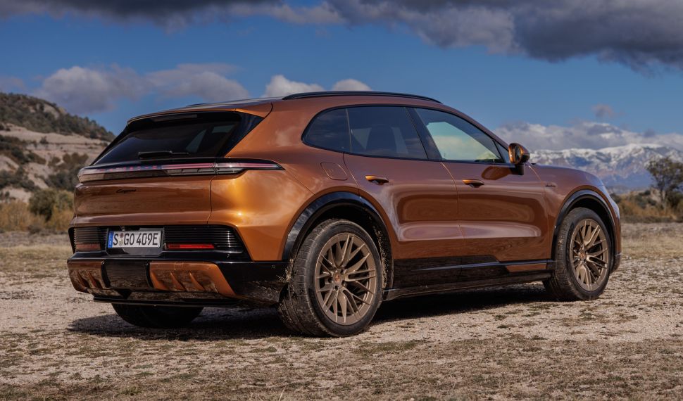 Elektrische Cayenne niks voor jou? Porsche komt met Cayenne op benzine